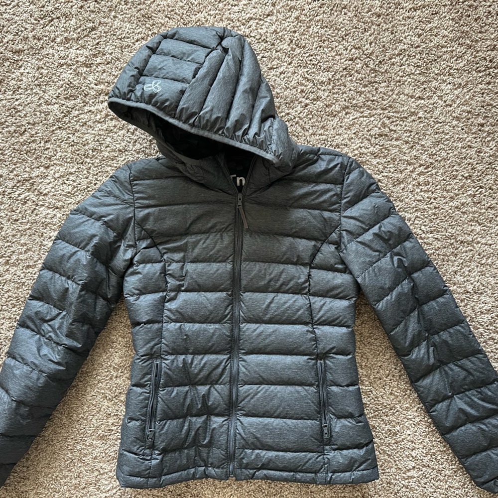 Aritzia Botanie Short Puffer